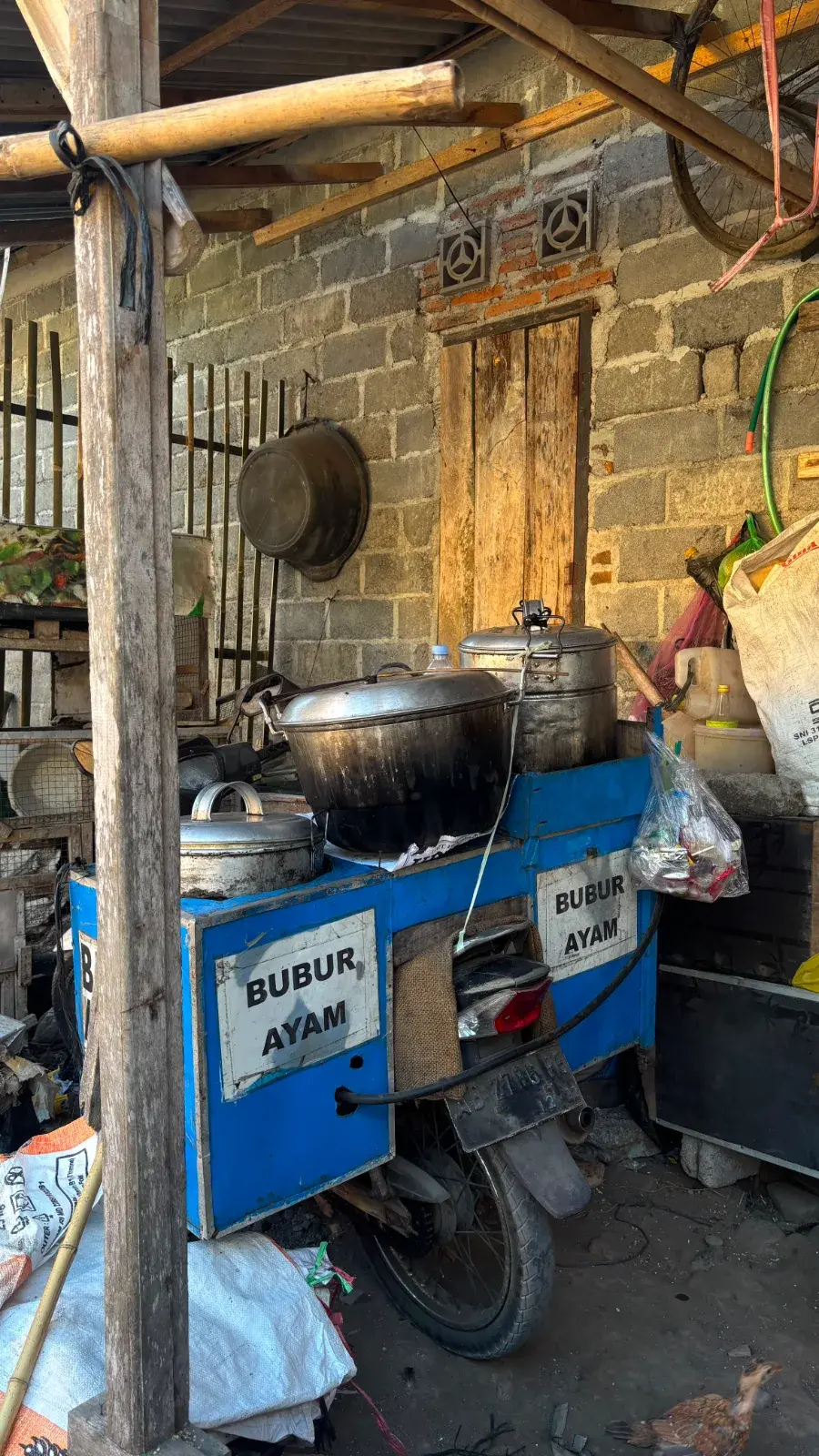 Bubur Ayam Terpesona Pak Husen